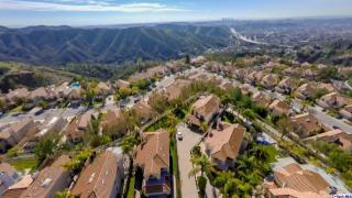 937 Calle Simpatico, Glendale, CA 91208-3032