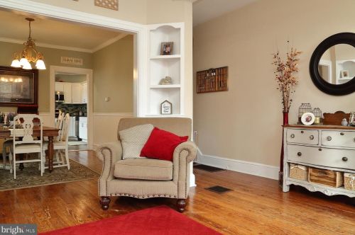 237 Cherry St, Lancaster PA  17602-2725 exterior