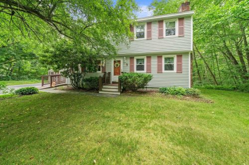 5 Raintree Dr, Londonderry, NH 03053-2513