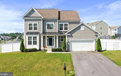411 Avalon Trl, Hedgesville, WV 25427-3771