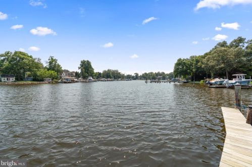 26 Sunset Dr, Severna Park MD 21146-3230 exterior