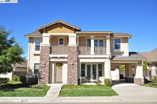 7716 Ridgeline Dr, Pleasanton, CA 94568-5577