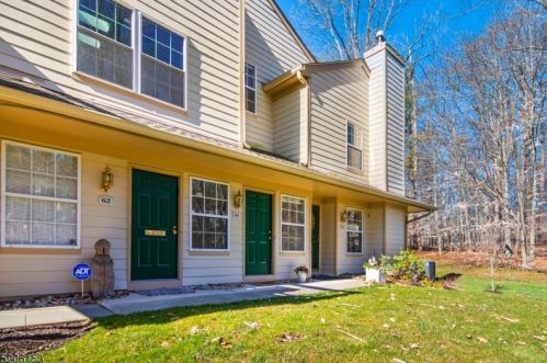 61 Pippins Way, Morristown, NJ 07960-6985