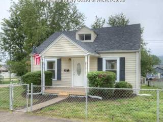 108 Main Ave, Nitro, WV 25143-1222