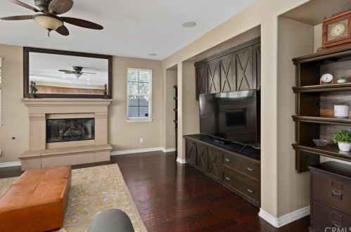 16093 Sierra Heights Dr, Riverside CA  92503-8449 exterior