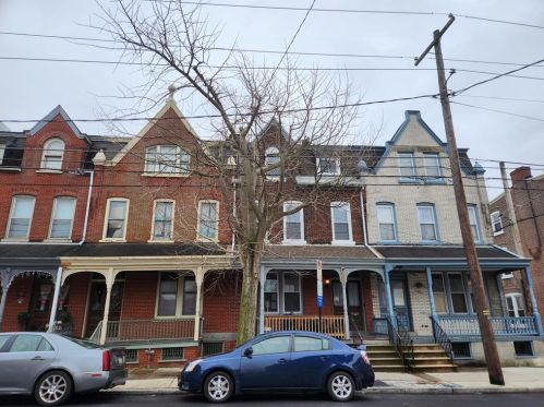 1020 Turner St, Allentown PA  18102-3833 exterior