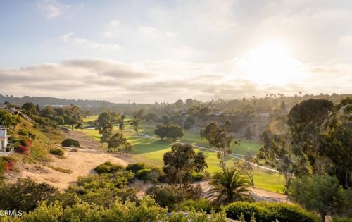 2304 Back Nine St, Oceanside, CA 92056-1701