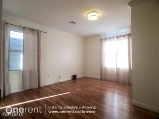 1430 Hudson Ave, San Francisco CA  94124-2120 exterior