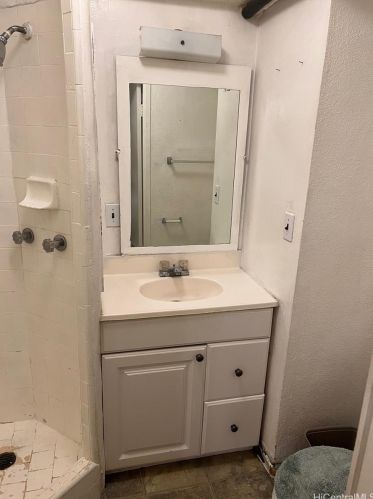 235 Liliuokalani Ave, Honolulu HI 96815-3500 exterior