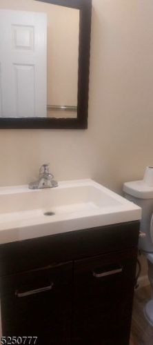 849 State St, Trenton NJ  08618-5325 exterior