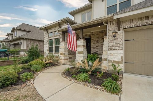 1605 Graystone Hills Dr, Conroe TX  77304-2336 exterior