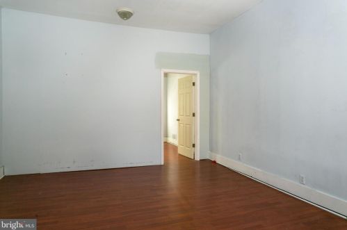 532 4 St, Philadelphia PA 19148-1303 exterior