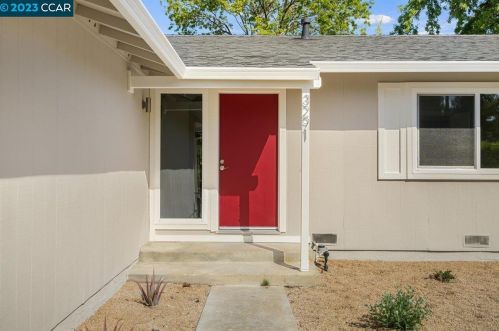 3291 Alfonso Dr, Concord, CA 94518-2223