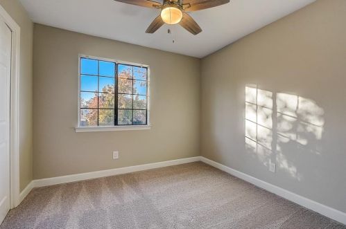 1613 San Francisco St, Carrollton TX 75007-5050 exterior