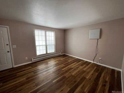 16512 Louisiana Dr, Aurora CO 80012-4768 exterior