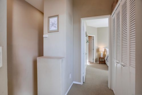 382 Carmel Creeper Pl, Encinitas CA  92024-7704 exterior