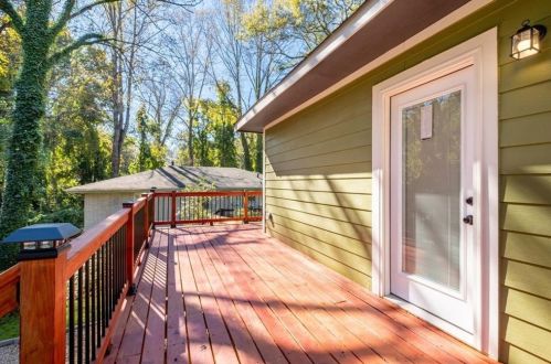 763 Center Hill Ave, Atlanta GA  30318-6236 exterior