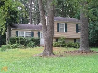 2946 Nelson Dr, Duluth, GA 30096-3740
