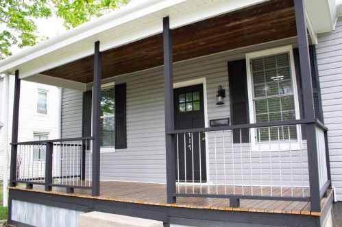 717 College Ave, Miami, OH 45056-2232