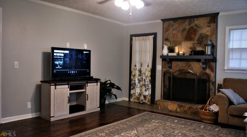 3949 Woodland Cir, Conyers GA  30013-3056 exterior
