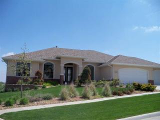 2812 Pinnacle Dr, Hadar, NE 68701-6501