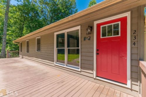234 Camp Creek Rd, Lakemont, GA 30552-2462
