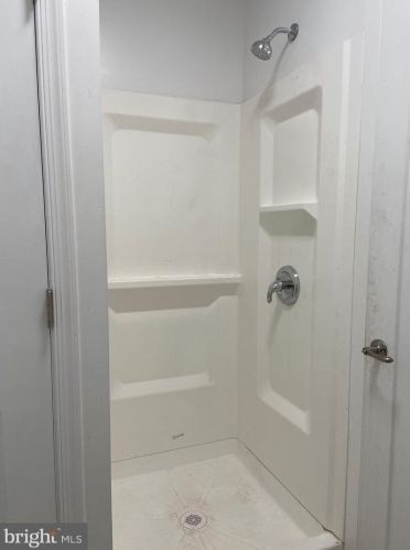 613 Front St, Camden NJ  08102-2129 exterior