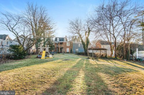 524 York St, Hanover PA 17331-3374 exterior