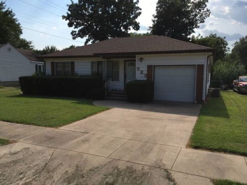523 Apple Ave, Newkirk, OK 74647-5505