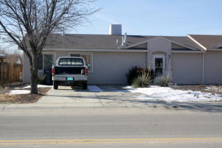 413 5th St, El Huerfano, NM 87413-5816