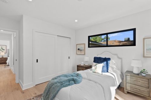 5326 Forbes Ave, Van Nuys CA  91436-1004 exterior