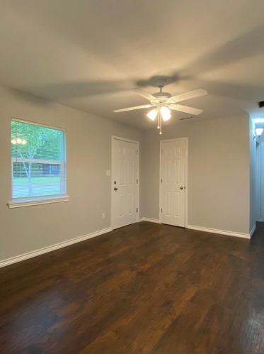 2140 Arden Rd, Dallas, TX 75241-1442