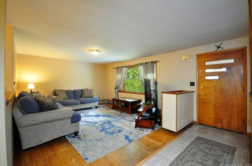 69 Calli St, Torrington, CT 06790-5703