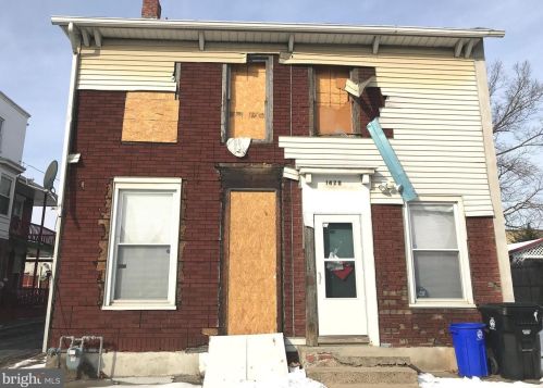 1432 Regina St, Harrisburg, PA 17103-2338