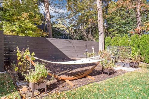1104 Citadel Dr, Atlanta GA  30324-3816 exterior