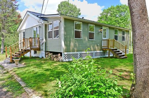 97 Middle Rte, Belmont, NH 03220-3709