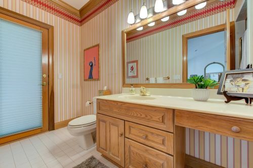 10627 Deerfield Rd, Cincinnati OH  45242-4212 exterior