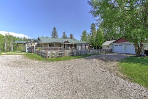 5218 Gennett Rd, Springdale, WA 99173-9710