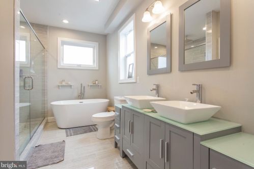 1243 24th St, Philadelphia PA  19121-4820 exterior