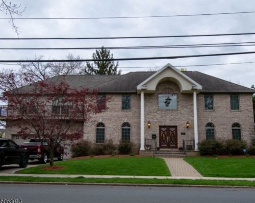 161 Satterthwaite Ave, Nutley, NJ 07110-1829