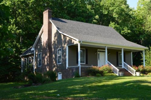 468 Liberty Rd, Penhook, VA 24137-2601