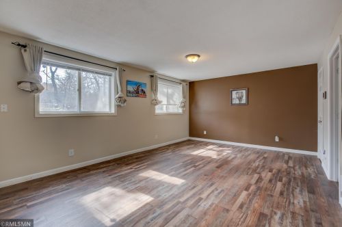 275 Burlington Rd, Saint Paul MN  55119-5376 exterior