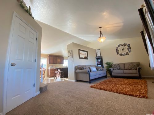 185 Center St, Castle Dale, UT 84513