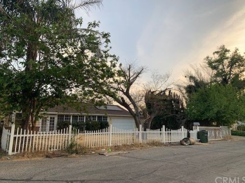 25183 17th St, San Bernardino, CA 92404-5508
