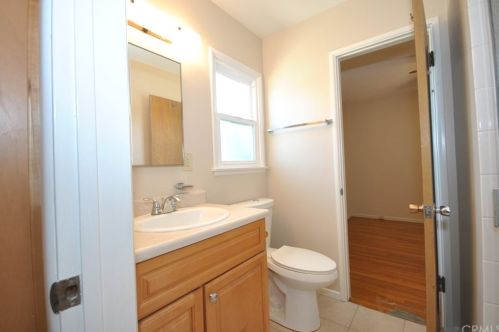 2002 Ninth St, Anaheim CA  92802-3203 exterior