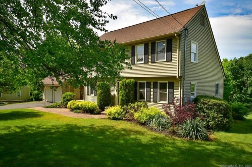 73 Cider Mill Rd, Ellington, CT 06029-3403