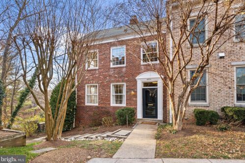 6651 Mclean Dr, Mc Lean, VA 22101-4002