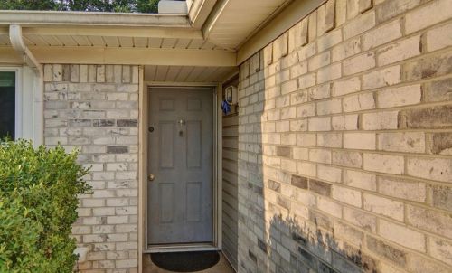 10129 Peppertree Ln, Fort Worth TX  76108-3921 exterior