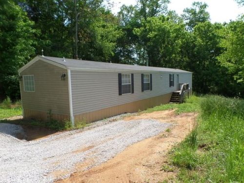 921 Levon Sparkman Rd, Doyle, TN 38559-1005
