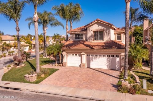 1894 Winterdew Ave, Simi Valley, CA 93065-6281